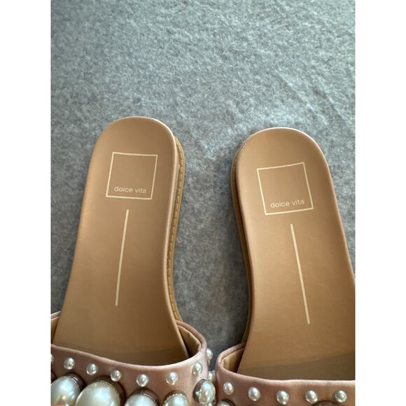 NWOT Dolce Vita Gabi Pearl Slides - size 6.5 - Picture 3 of 7